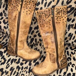 Corral Studded Tan Heeled RidingBoots
